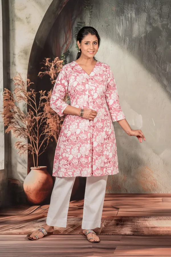 Pastel Pink Floral Coord Set With White Pants For Women